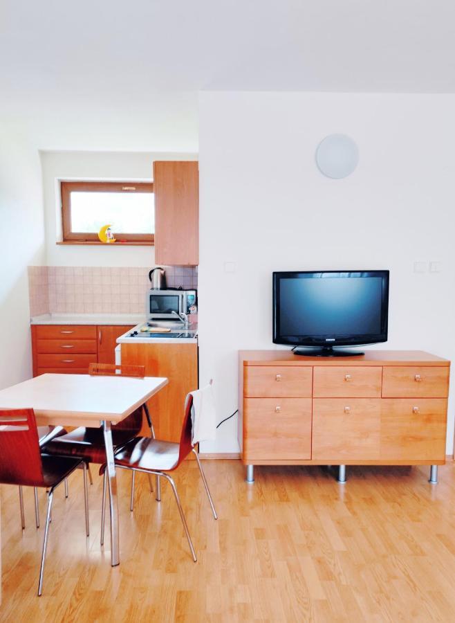 Apartman 302 โอสชานิดซา ภายนอก รูปภาพ