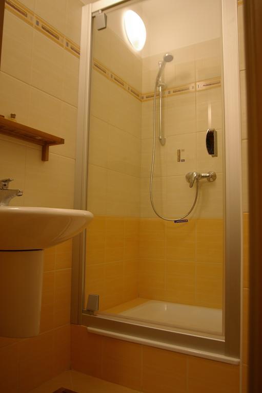 Apartman 302 โอสชานิดซา ห้อง รูปภาพ